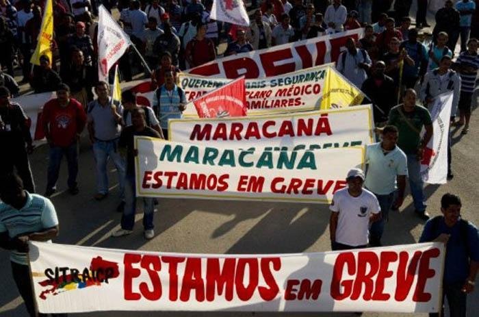 Manifesta&ccedil;&atilde;o reuniu cerca de 400 trabalhadores que alegam o n&atilde;o cumprimento do acordo fechado com o cons&oacute;rcio