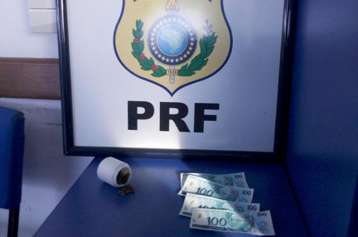 Pol&iacute;cia apreende dinheiro falso em Eldorado do Sul