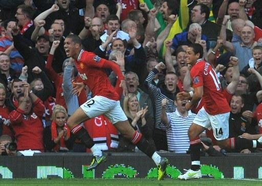 Manchester United vence Chelsea e continua 100%