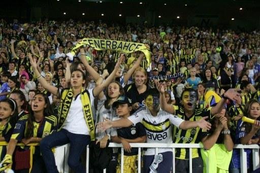 Iniciativa ocorreu na partida entre Fenerbah&ccedil;e e Manisaspor, que terminou em 1 a 1