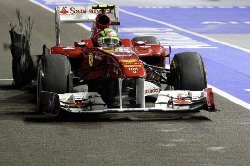 Massa teve que voltar aos boxes e terminou em nono