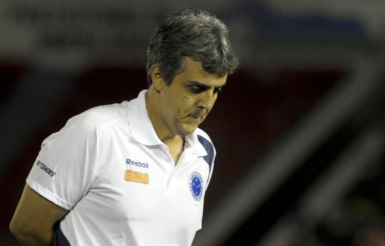 T&eacute;cnico do Cruzeiro prev&ecirc; jogo dur&iacute;ssimo contra o Gr&ecirc;mio