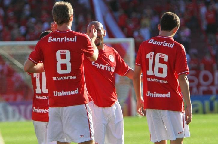Gui&ntilde;azu e Bolatti comemoram convoca&ccedil;&otilde;es
