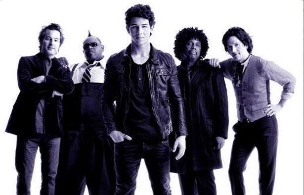 &Iacute;dolo juvenil Nick Jonas se apresenta hoje na Capital 
