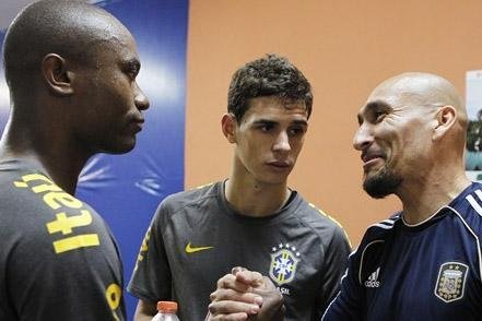 Kleber, Oscar e Gui&ntilde;azu estar&atilde;o em lados opostos nesta noite