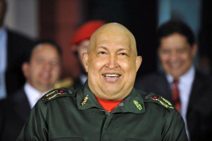 Ch&aacute;vez &eacute; internado de emerg&ecirc;ncia