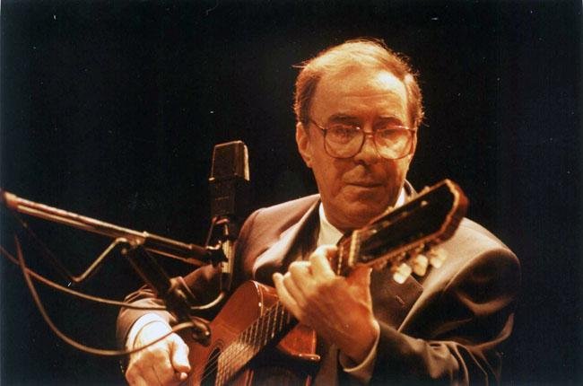 Pre&ccedil;o alto reduz venda de ingressos para Jo&atilde;o Gilberto