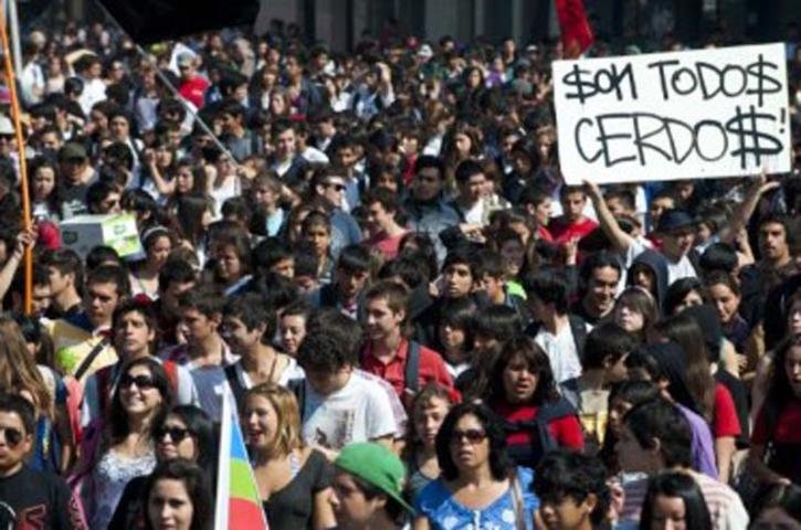 Apoiados por 89% da sociedade chilena, estudantes pedem educa&ccedil;&atilde;o p&uacute;blica gratuita e de qualidade