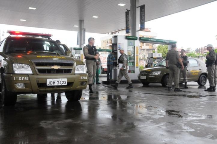 Posto de combust&iacute;veis ficou isolado depois do crime