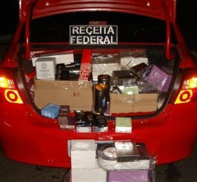 Apreendidos cerca de R$ 35 mil em perfumes contrabandeados em Porto Alegre