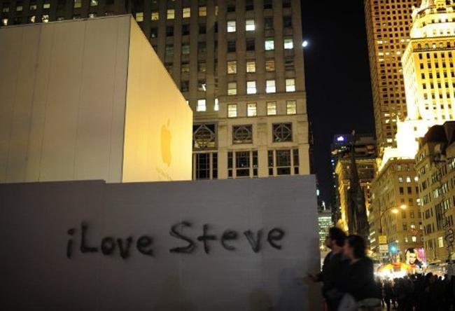 Fundador da Apple morreu de c&acirc;ncer aos 56 anos ontem