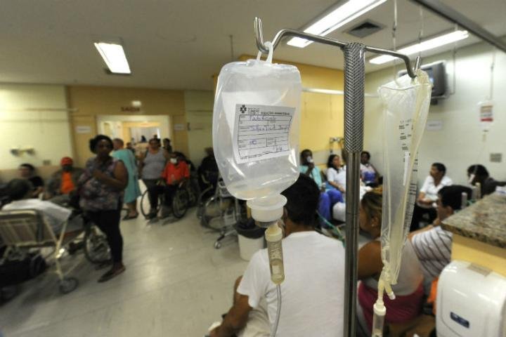 Falta de investimentos &eacute; apontada como uma das causas da superlota&ccedil;&atilde;o dos hospitais ga&uacute;chos
