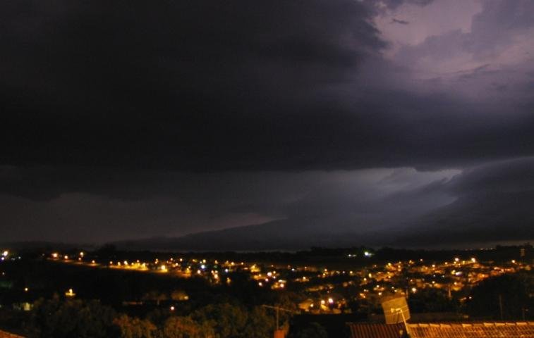 Granizo atingiu regi&atilde;o Noroeste do Estado