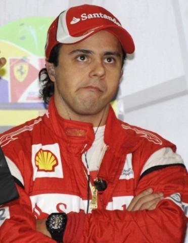 Ap&oacute;s novo toque, Massa volta a pedir puni&ccedil;&atilde;o a Hamilton