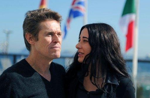 Astro de Hollywood est&aacute; no Brasil para lan&ccedil;amento de filme dirigido por sua mulher