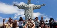 Rio comemora 80 anos do Cristo Redentor no Morro do Corcovado