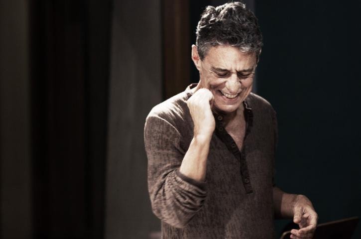 Cantor tocar&aacute; na Capital em novembro