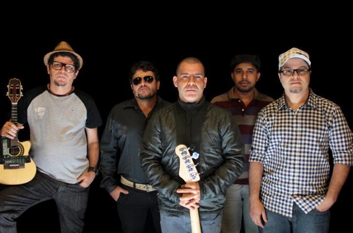 Banda apresenta m&uacute;sicas do &aacute;lbum &acute;&acute;Novas Lendas da Etnia Toshi BaBaa&acute;&acute;