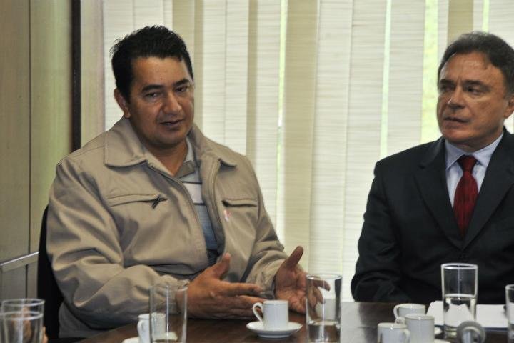 Policial militar Jo&atilde;o Dias Ferreira se reuniu com &Aacute;lvaro Dias e outros parlamentares de oposi&ccedil;&atilde;o