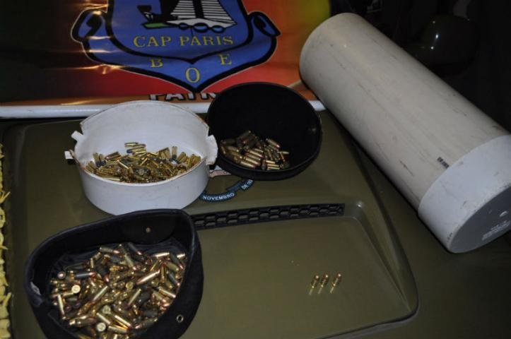 Pol&iacute;cia recebeu den&uacute;ncia e foi ao local