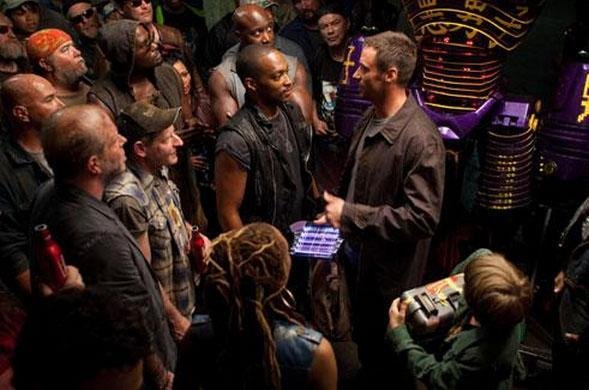 O filme &acute;Gigantes de A&ccedil;o` apresenta um universo de lutas dominado por rob&ocirc;s