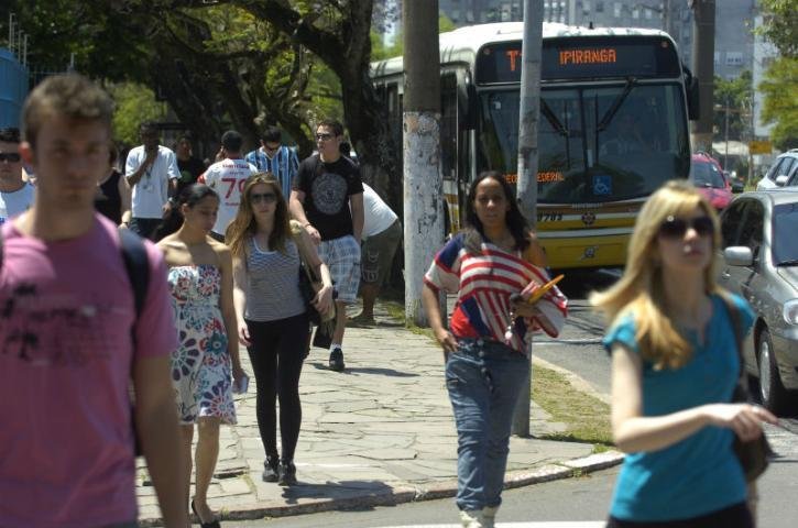 Port&otilde;es abriram ao meio-dia deste domingo
