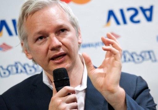 Julian Assange anuncia anuncia suspens&atilde;o de publica&ccedil;&otilde;es no Wikileaks
