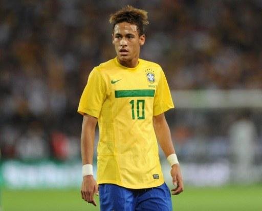 Espanh&oacute;is colocam Neymar na disputa pela Bola de Ouro 