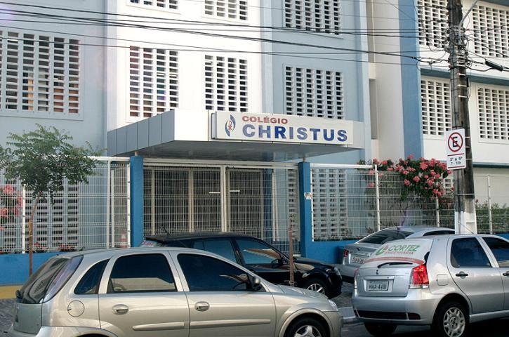 Col&eacute;gio Christus, de Fortaleza, distribuiu cartilha com conte&uacute;do da prova para 639 estudantes