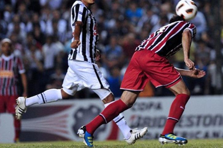 S&atilde;o Paulo &eacute; eliminado da Sul-Americana