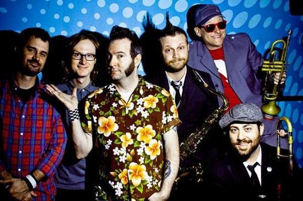 Reel Big Fish deve mostrar m&uacute;sicas como &acute;Sell Out` e a vers&atilde;o de &acute;Take on Me`, do A-ha