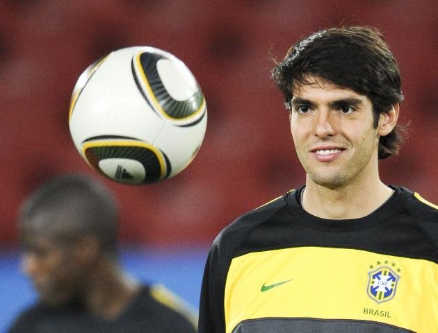 Kak&aacute; est&aacute; de volta &agrave; Sele&ccedil;&atilde;o Brasileira