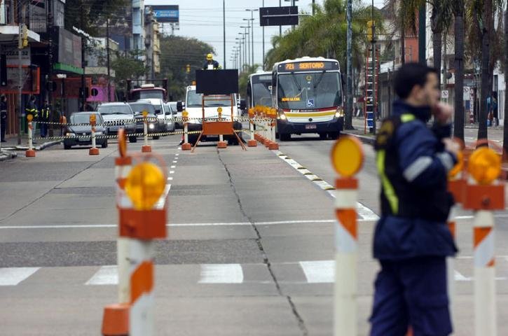EPTC desativar&aacute; desvios na avenida Farrapos, na Capital