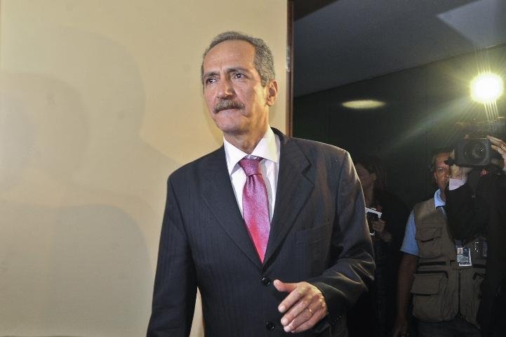 Novo ministro do Esporte ser&aacute; empossado na segunda-feira