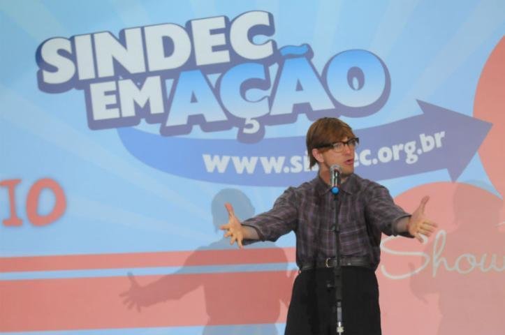 Dia do Comerci&aacute;rio &eacute; comemorado com festa na Capital 