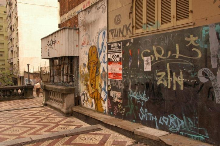 Tombado como patrim&ocirc;nio hist&oacute;rico e cultural, viaduto foi reformado pela &uacute;ltima vez em 2001