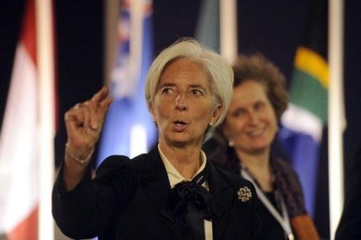 Christine Lagarde, presidente do FMI, fala em Cannes antes do in&iacute;cio do G20