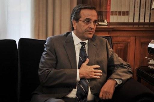 L&iacute;der da oposi&ccedil;&atilde;o grega pede governo transit&oacute;rio 