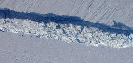Imagem da Nasa mostra fenda na geleira de Pine Island