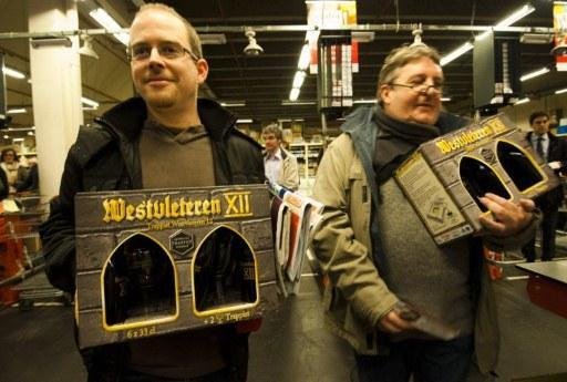 Belgas compram cerveja para ajudar mosteiro
