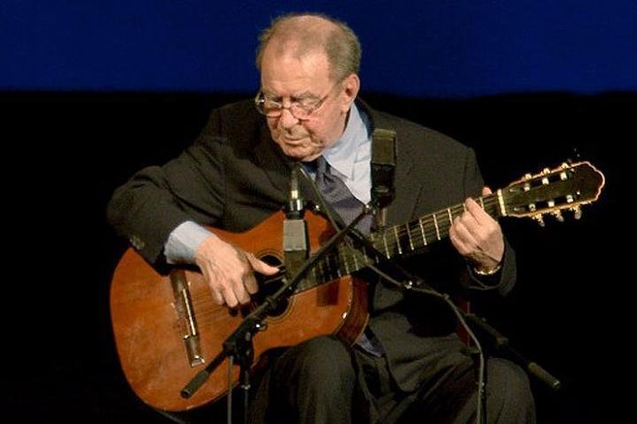 Show de Jo&atilde;o Gilberto em SP &eacute; remarcado para 18 de dezembro