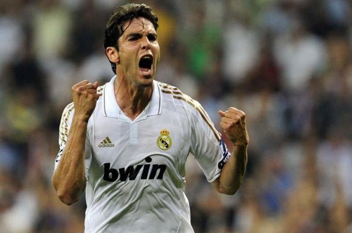 Kak&aacute; n&atilde;o vai poder defender a Sele&ccedil;&atilde;o Brasileira nos amistosos contra Gab&atilde;o e Egito