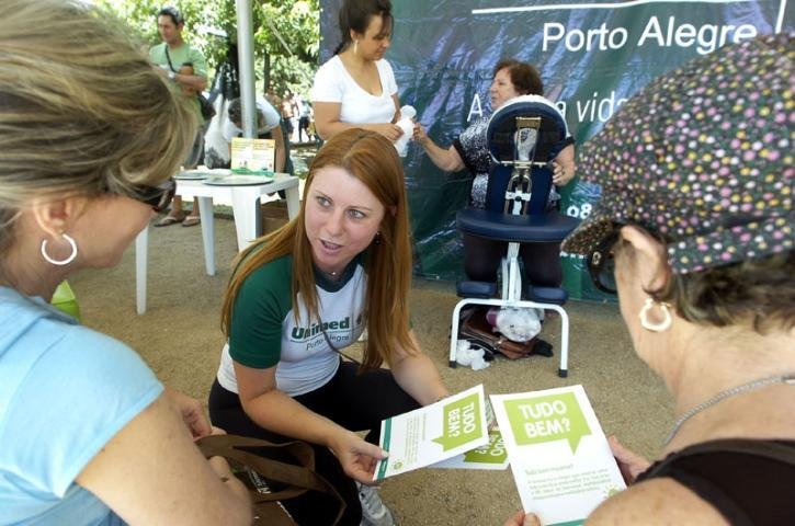 Evento na Reden&ccedil;&atilde;o ensina alimenta&ccedil;&atilde;o e exerci&iacute;cios f&iacute;sicos saud&aacute;veis