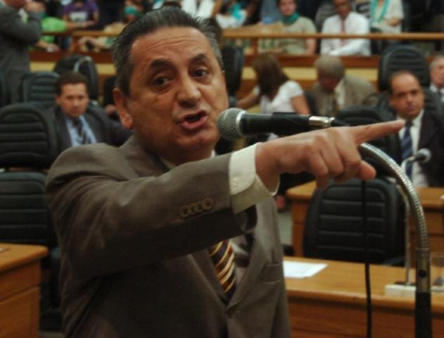 Nereu D&rsquo;&Aacute;vila avalia que amea&ccedil;a tenha fundo pol&iacute;tico