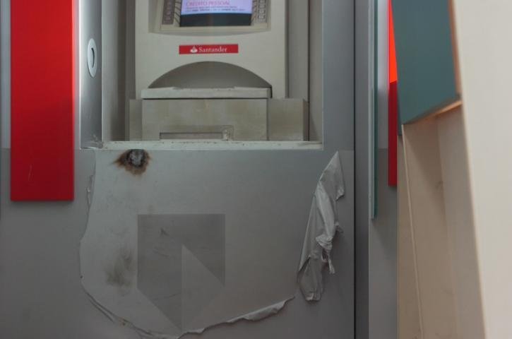 Caixa eletr&ocirc;nico arrombado foi um dos crimes de hoje na Capital