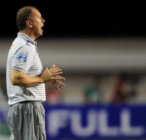 Mano confirma tr&ecirc;s altera&ccedil;&otilde;es em treino da Sele&ccedil;&atilde;o