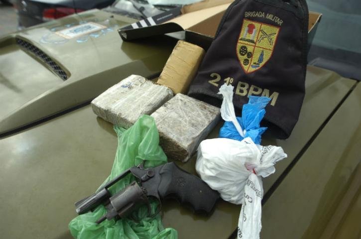 Dupla foi abordada na Alameda B, zona Sul de Porto Alegre