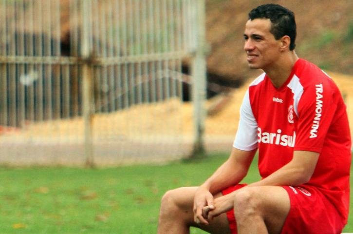 Os ucranianos estariam dispostos a pagar 40 milh&otilde;es de euros por Leandro Dami&atilde;o 