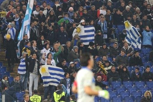 Gol uruguaio foi marcado logo aos dois minutos de jogo