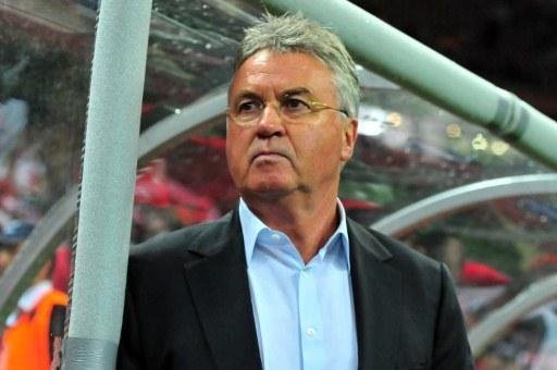 Guus Hiddink foi demitido ap&oacute;s a elimina&ccedil;&atilde;o prematura nas eliminat&oacute;rias